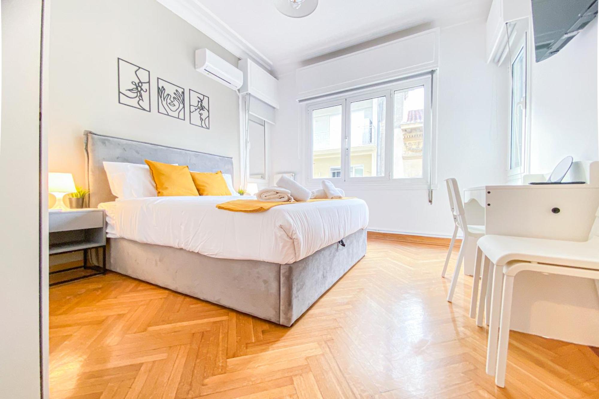 Syntagma Square, 100Sqm Luxurious Family Apt เอเธนส์ ภายนอก รูปภาพ