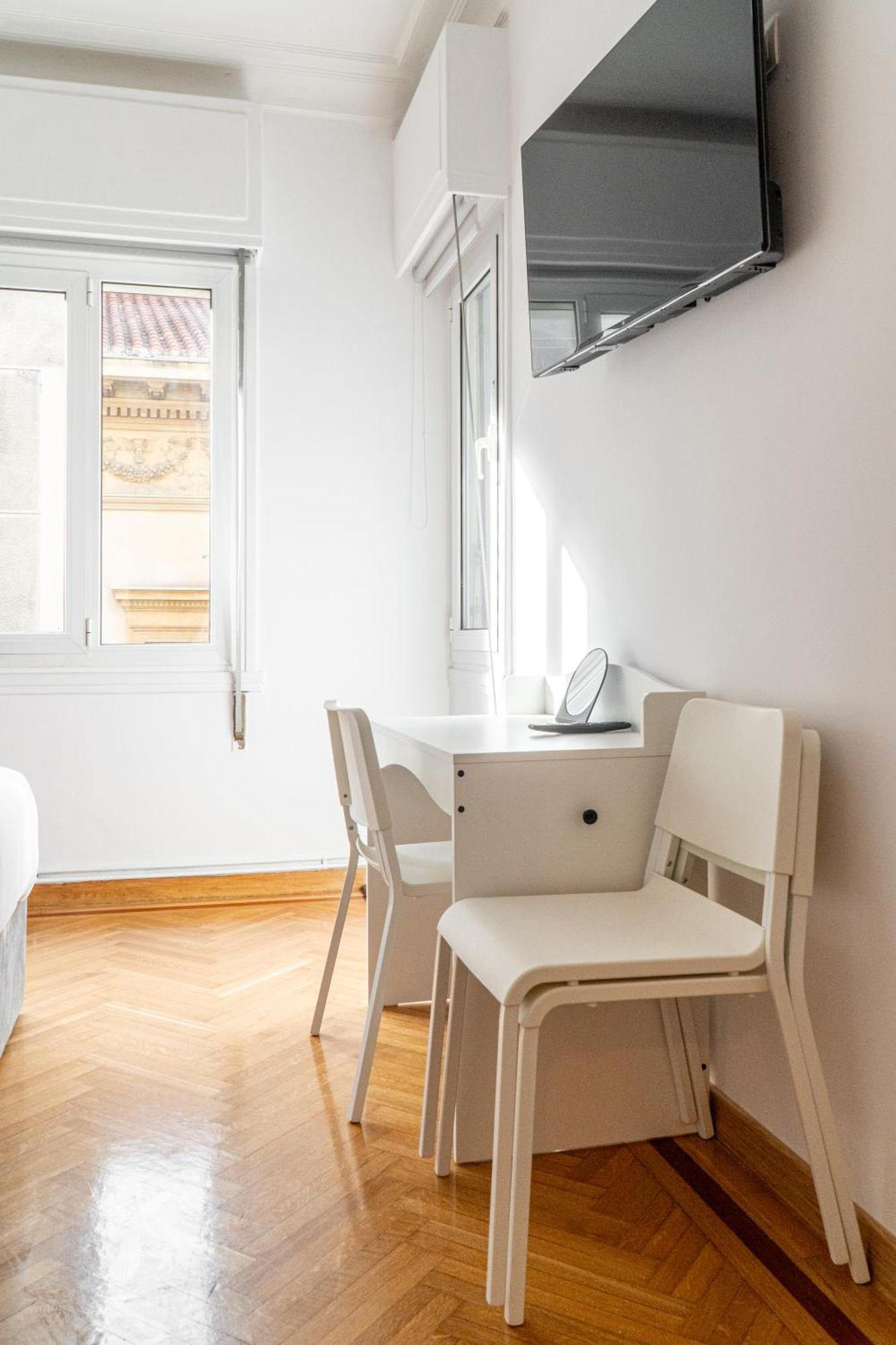 Syntagma Square, 100Sqm Luxurious Family Apt เอเธนส์ ภายนอก รูปภาพ