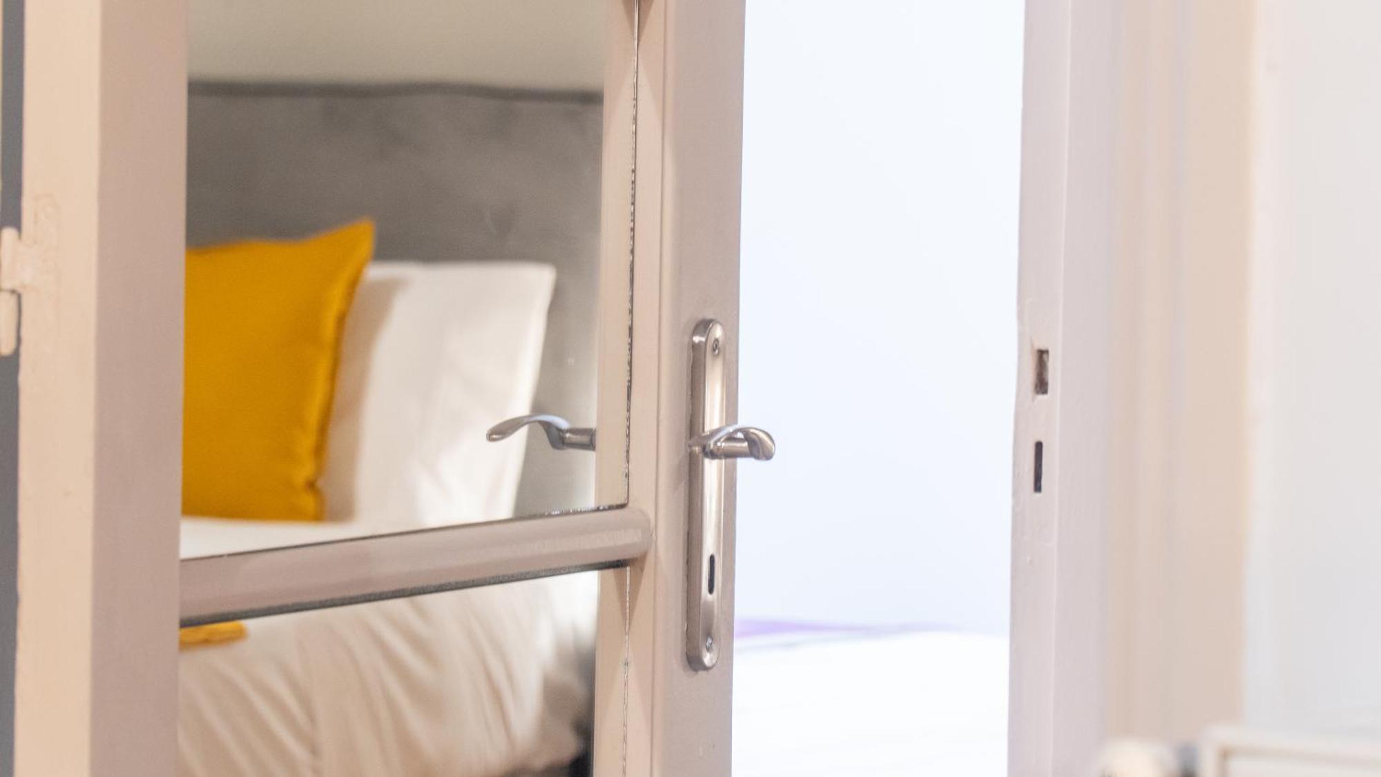Syntagma Square, 100Sqm Luxurious Family Apt เอเธนส์ ภายนอก รูปภาพ