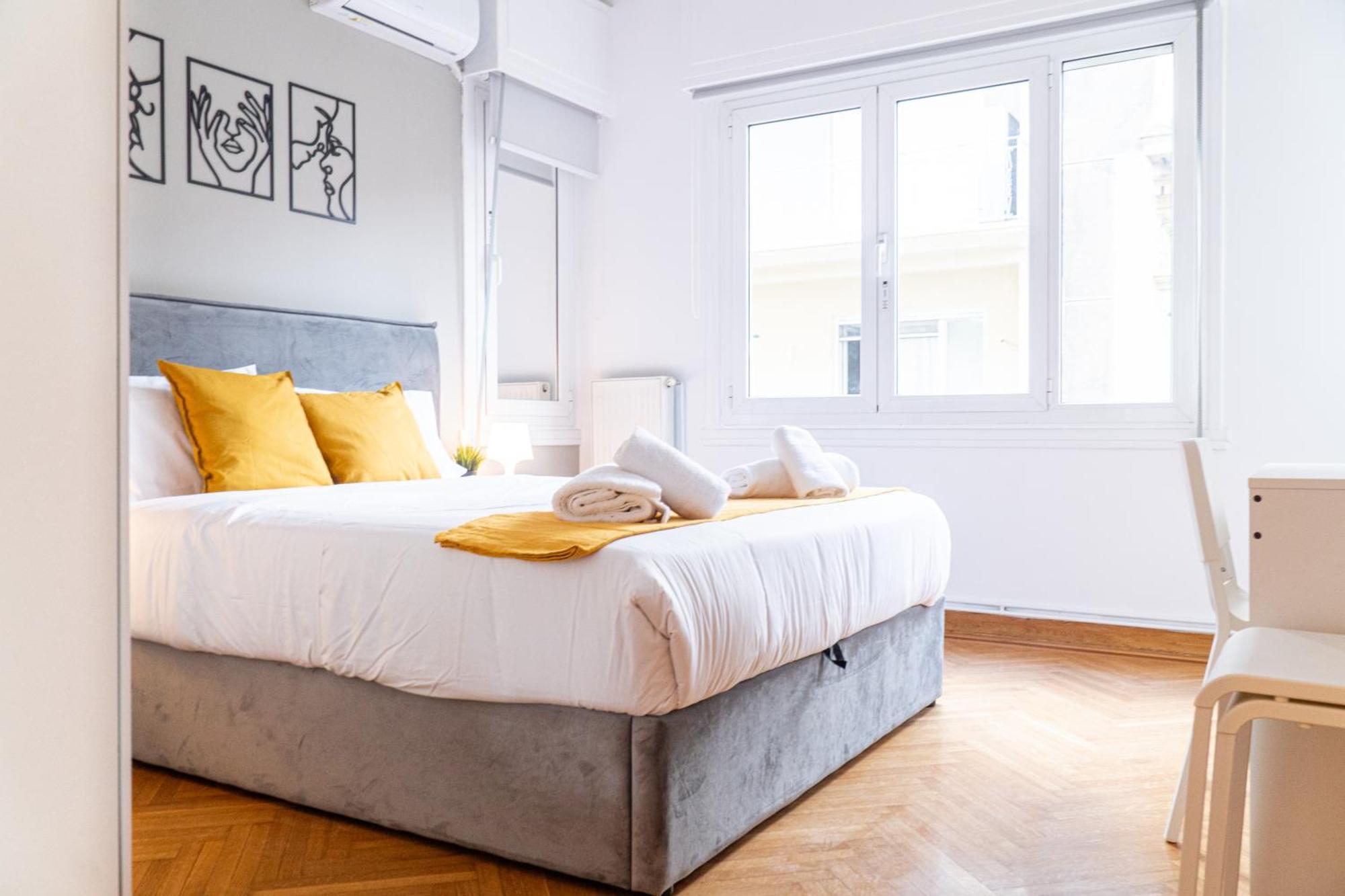 Syntagma Square, 100Sqm Luxurious Family Apt เอเธนส์ ภายนอก รูปภาพ