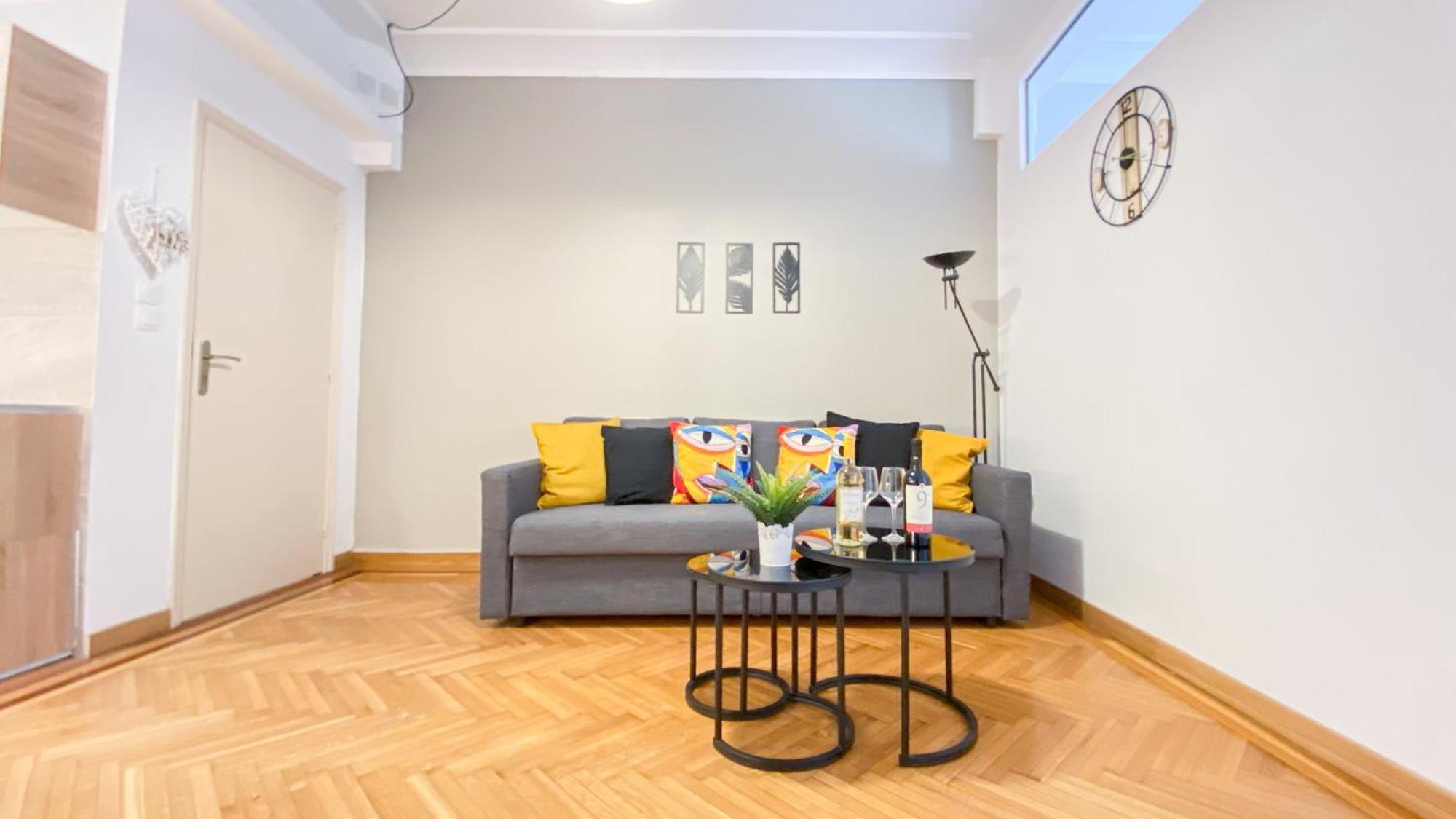 Syntagma Square, 100Sqm Luxurious Family Apt เอเธนส์ ภายนอก รูปภาพ